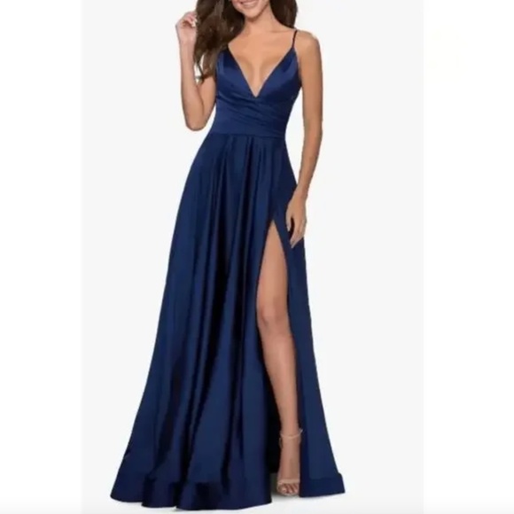 La Femme Floor Length Deep V-neck A-line Satin Ballgown, Midnight/Navy Size 6 - Picture 11 of 11